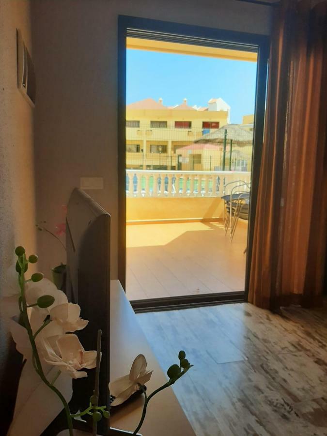 Comfortable Apartment Next To The Pools Costa Adeje Dış mekan fotoğraf
